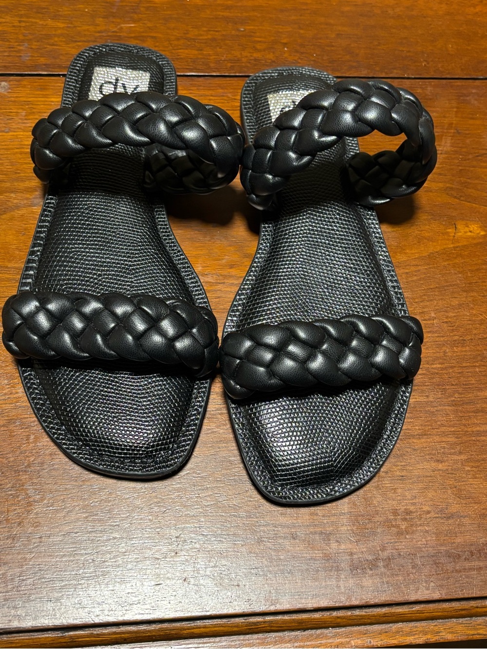 DV By Dolce Vita Women’s Black Faux Leather Indy Sandal Size 7.5